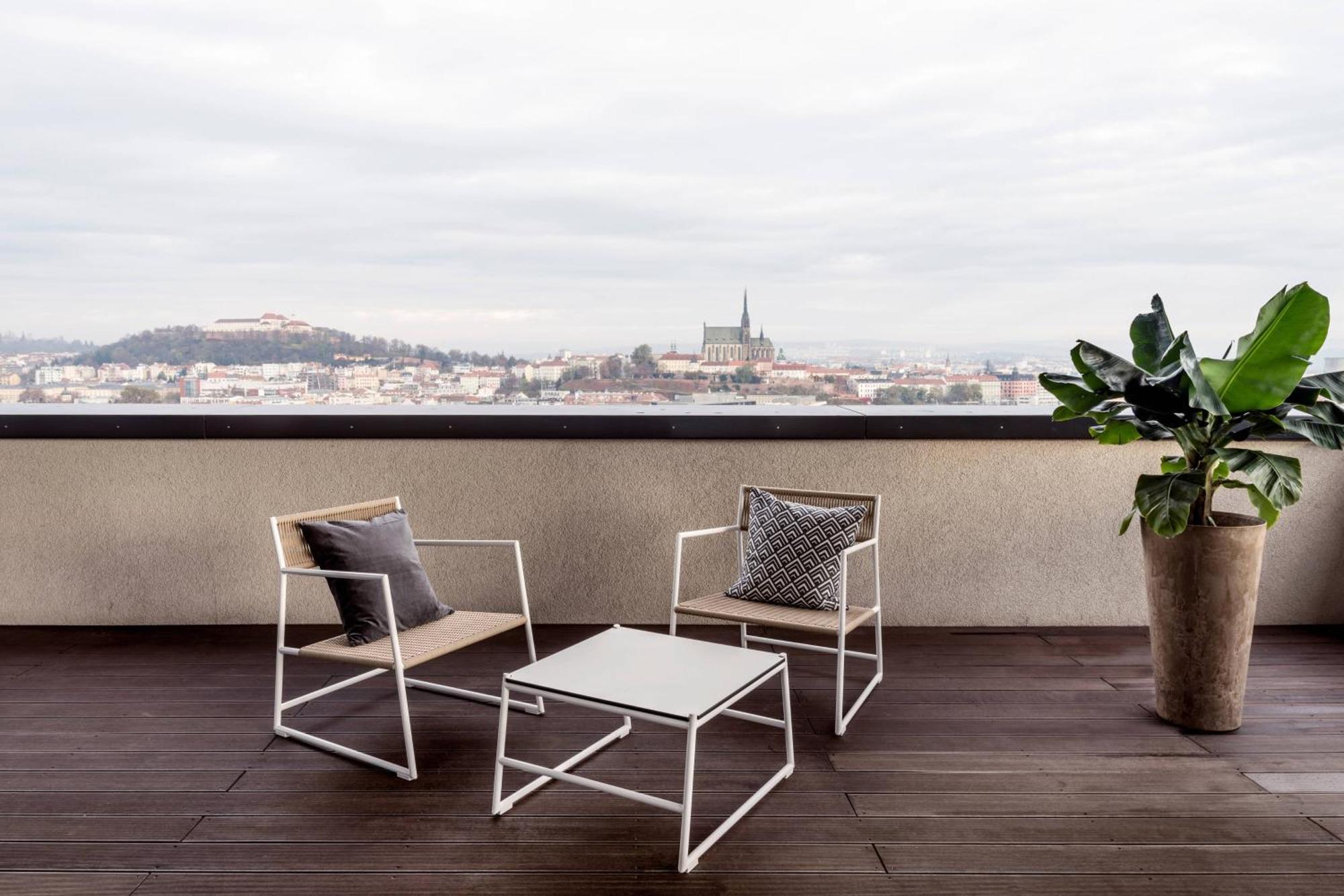 Courtyard By Marriott Brno Hotel Екстериор снимка