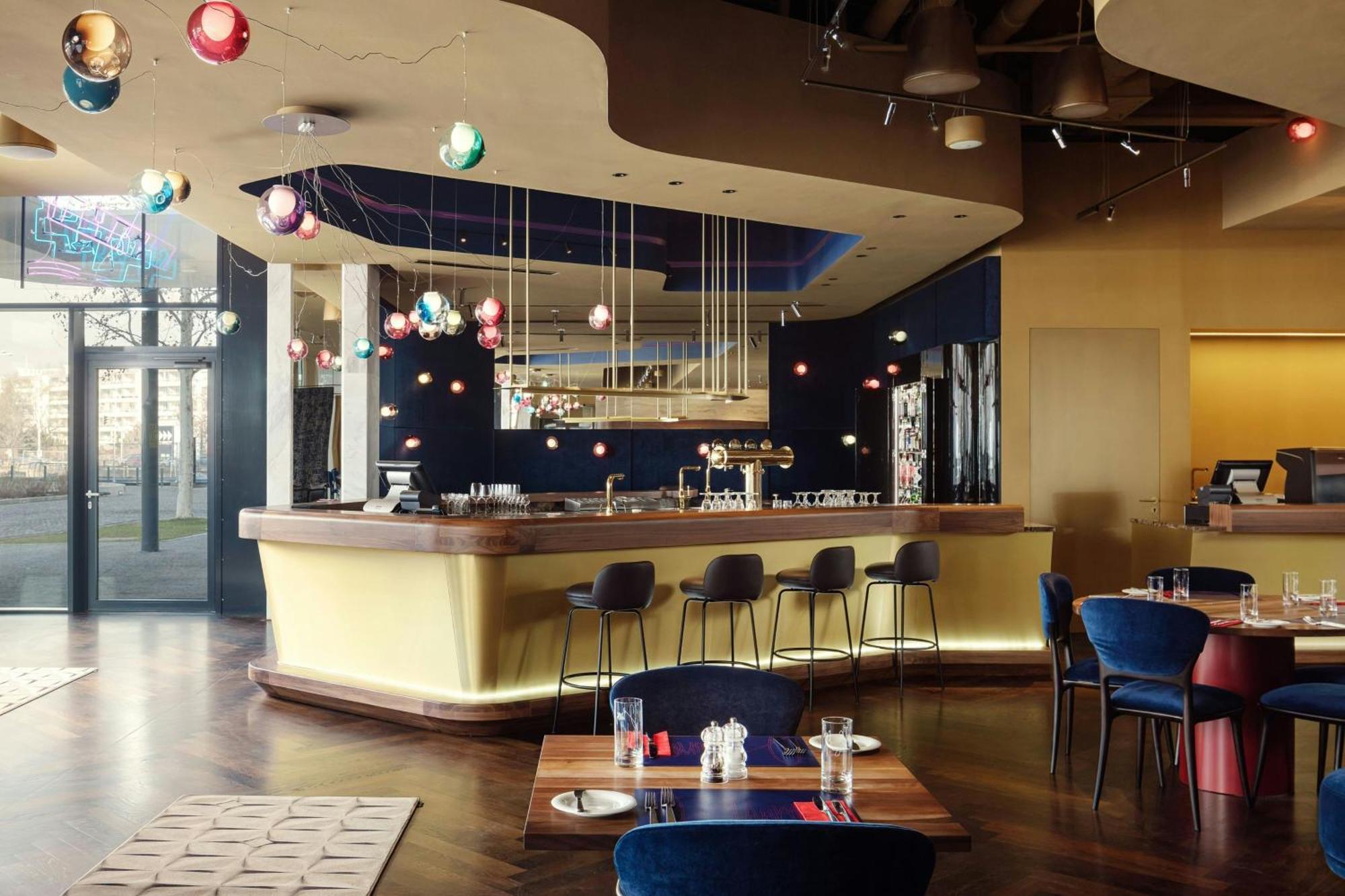 Courtyard By Marriott Brno Hotel Екстериор снимка